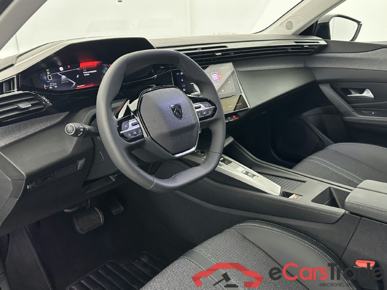 Peugeot 308 SW Allure III 1.2 Hybrid 145ch e-DCS6 #6