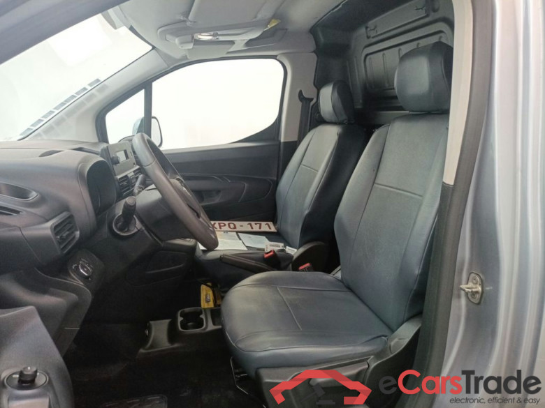 Opel Combo 1.5 Turbo 55kW 2.0T L1H1 Edition 4d #3