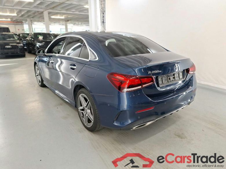 MERCEDES-BENZ CLASS A SEDAN (V177) A 250 e PHEV #3