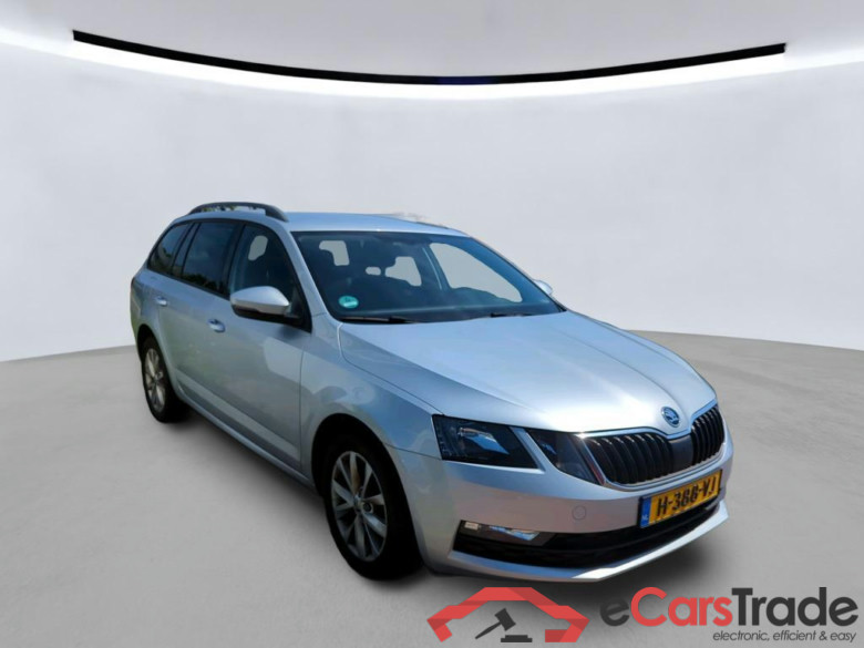 SKODA Octavia Combi 85 kW #4