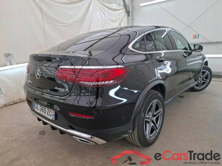MERCEDES-BENZ GLC Coupe / 2019 / 5P / Coupé GLC 300 e Business Line 4Matic #3