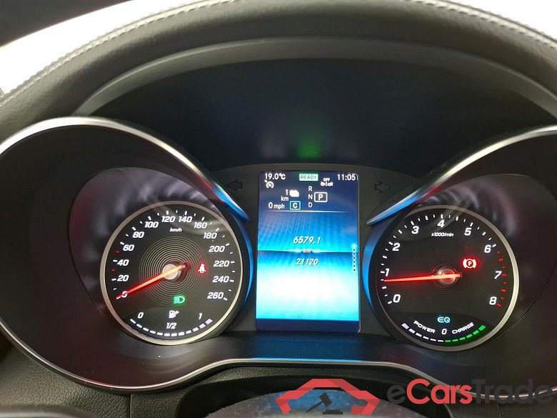 MERCEDES-BENZ GLC Coupe / 2019 / 5P / Coupé GLC 300 e Business Line 4Matic #6