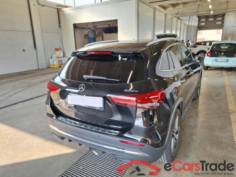 MERCEDES-BENZ GLA / 2020 / 5P / CROSSOVER GLA 200 D AUTOMATIC 4MATIC PREMIUM #2