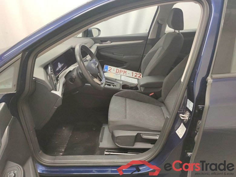Volkswagen Golf VIII 1.0 eTSI 81kW Life DSG 5d #3