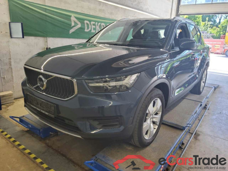 Volvo XC40 (2017->) DE - SUV5 B4 2WD EU6d, Momentum, 2020 - 2022 #1