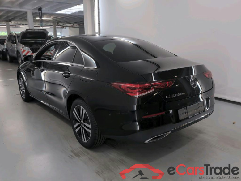 MERCEDES-BENZ CLA 1.3 CLA 250 E BUSINESS SOLUTION DCT #3