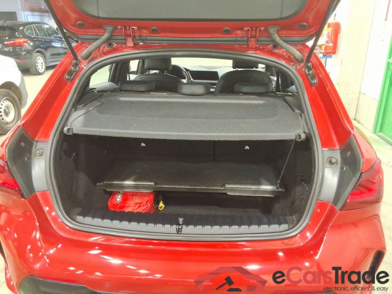 BMW 1 SERIES HATCH 1.5 118IA (100KW) #3