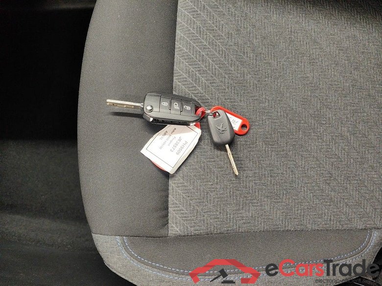PEUGEOT RIFTER MWB DIESEL 1.5 BHDi 130 Long Allure S&S (EU6.2) 5d Auto !!! Voir Comment !!! #4