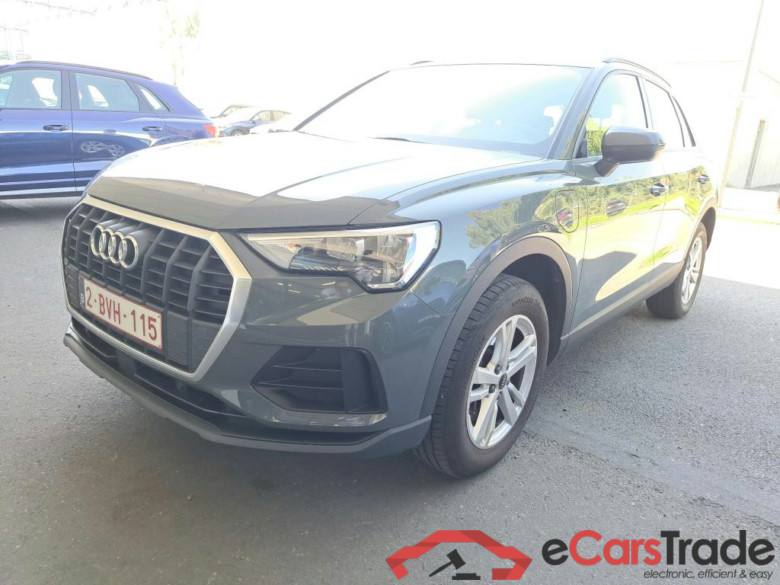 AUDI Q3 1.4 45 TFSI E S TRONIC #1