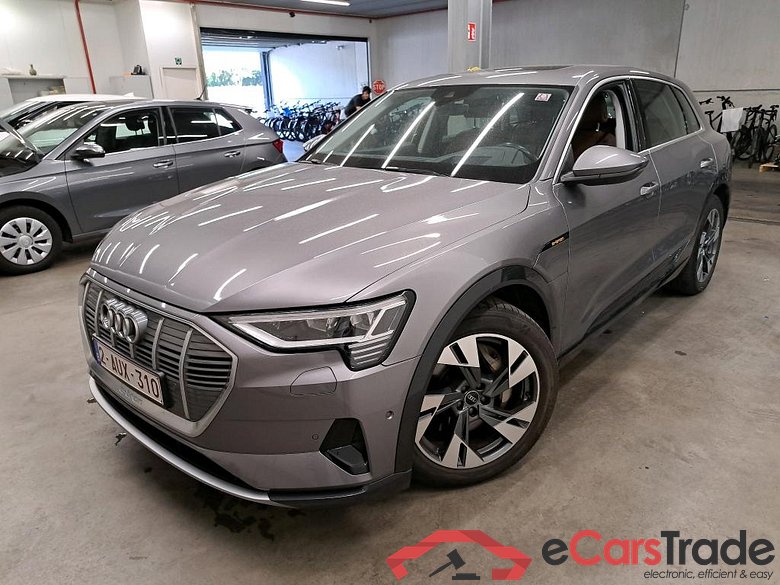 AUDI - AUD E-TRON 55 Quattro 408PK Advanced Limited Edition & Pack Assistance Tour & 22Kwh OnBoard & Second AC & HeadUp & Auxiliary Heater & Pano Roof & 20Inch & Removable Towing Hook  * ELECTRIC *