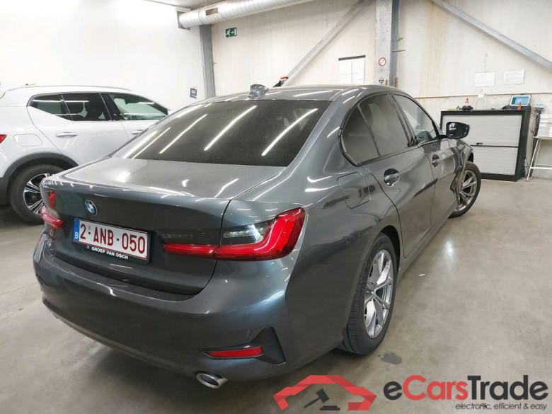 BMW - BMW 3 BERLINE 318iA 156PK Sport Business Edition & LED & Park Sensors Front & Rear * PETROL * #2