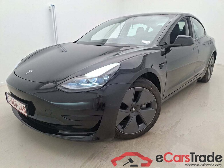 TESLA MODEL 3 STANDARD RANGE PLUS