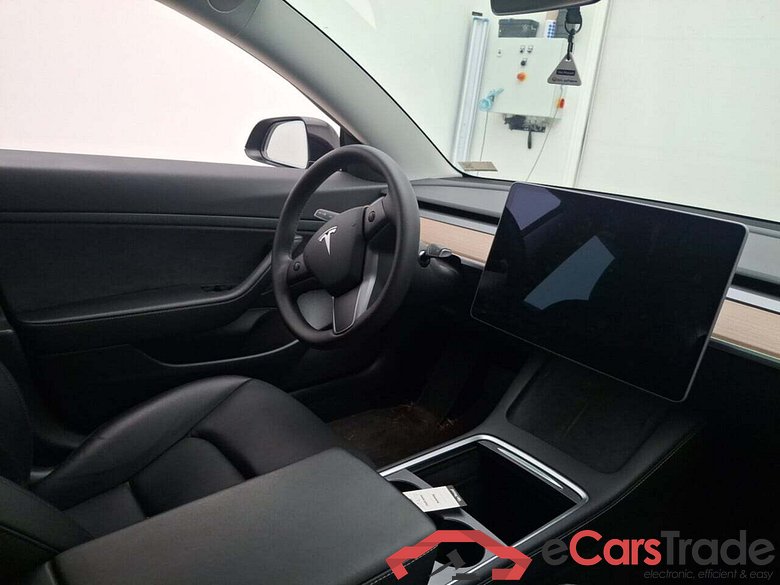 TESLA MODEL 3 STANDARD RANGE PLUS #3