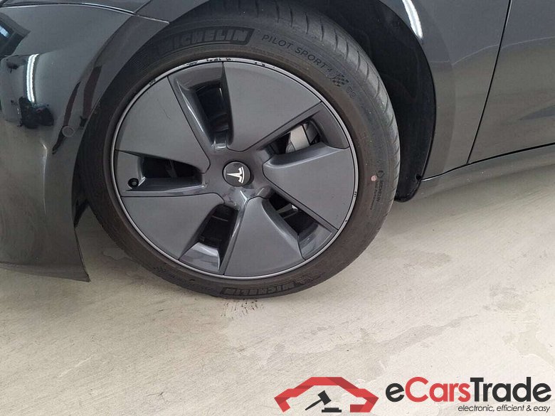 TESLA MODEL 3 STANDARD RANGE PLUS #4