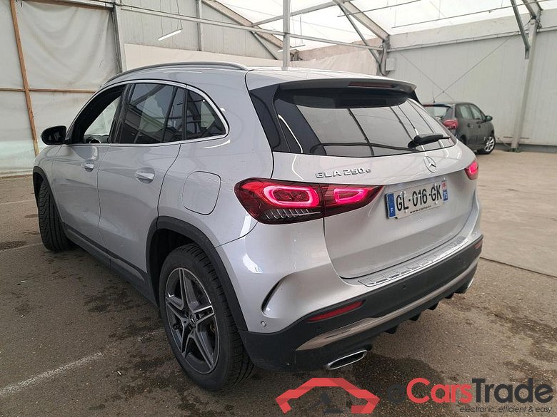 MERCEDES-BENZ GLA / 2020 / 5P / SUV 1.3 GLA 250 e AMG LINE DCT #2