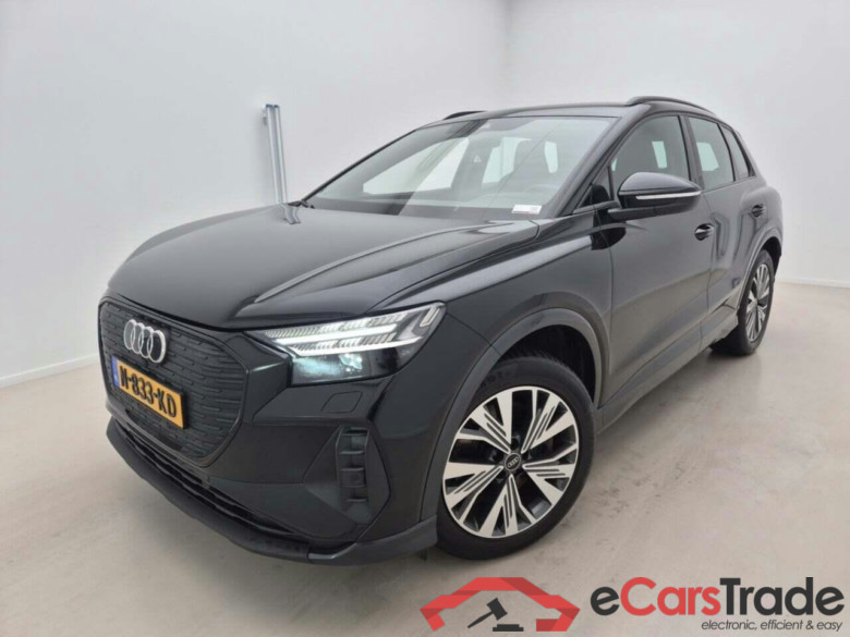 AUDI Q4 e-tron 40 L ed. Adv. 77 kWh #1