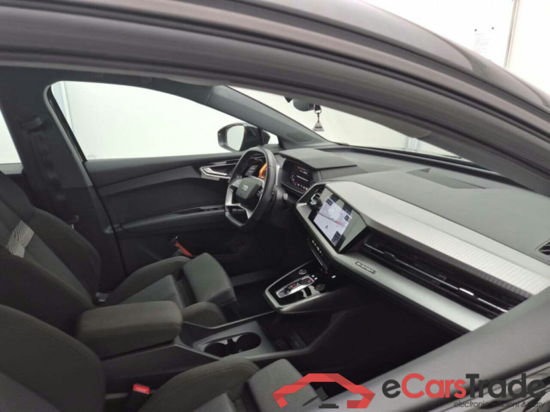 AUDI Q4 e-tron 40 L ed. Adv. 77 kWh #3