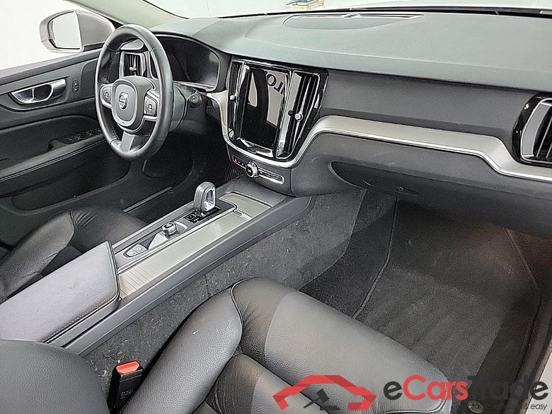 VOLVO V60 B3 Automaat Essential 5D 120kW #6