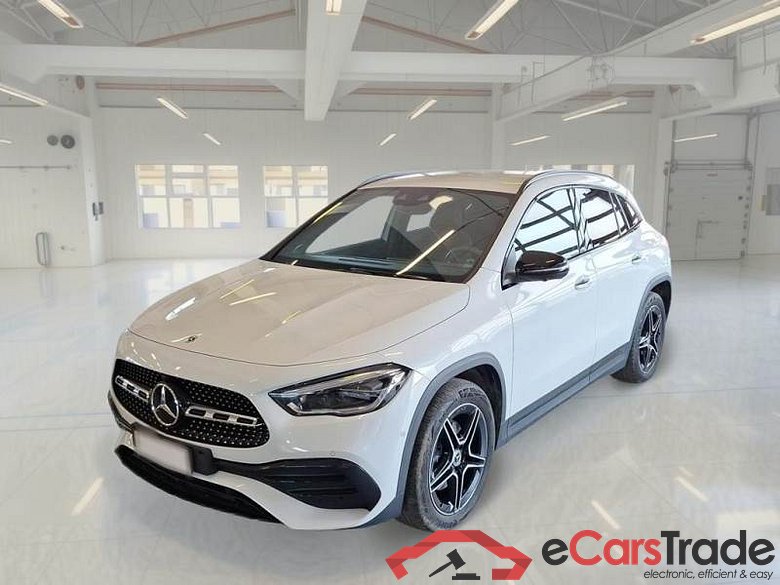 MERCEDES-BENZ GLA / 2020 / 5P / CROSSOVER GLA 250 AUTOMATIC EQ-POWER PREMIUM
