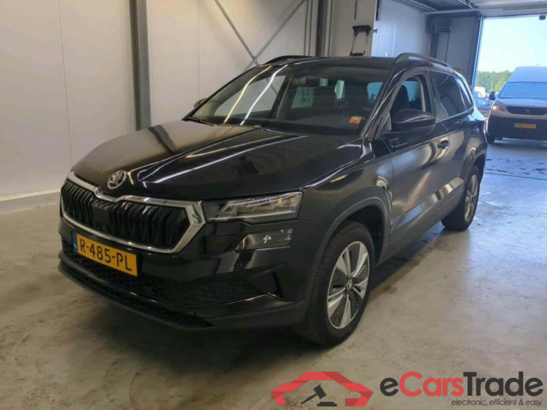 SKODA Karoq 1.5 TSI Bus.Ed. Plus #1