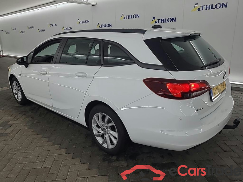 OPEL Astra Sports Tourer 1.2 turbo 81kW Edition 5D #4