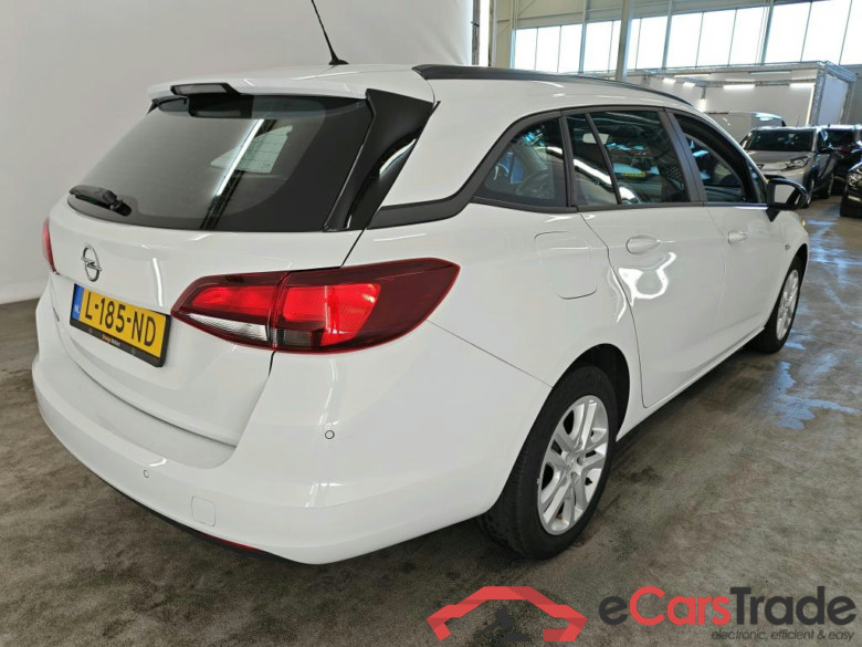 Opel Astra Sports Tourer 1.2 turbo 81kW Edition 5d #2