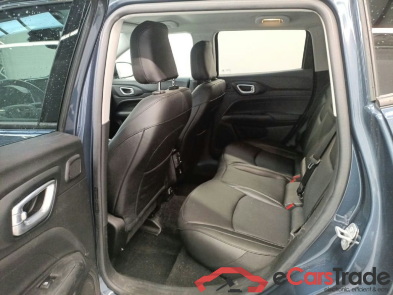 Jeep Compass 1.3 Turbo T4 240 4xe ATX S 5d #3