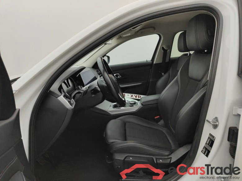 BMW 3 Reeks Berline 318d (100 kW) 4d #3