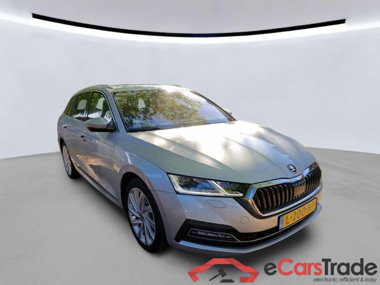 SKODA Octavia Combi 110 kW #5