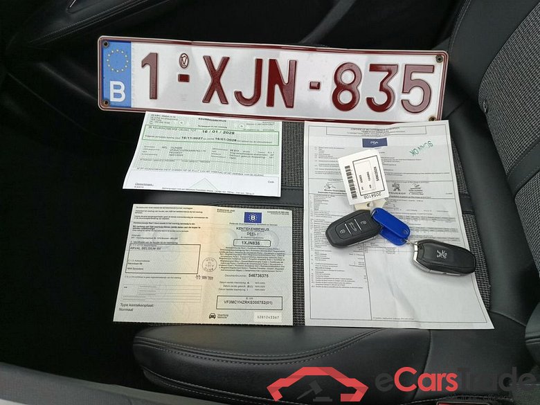 Peugeot 3008 1.5 BlueHDi 96kW S&S EAT8 Allure 5d #4