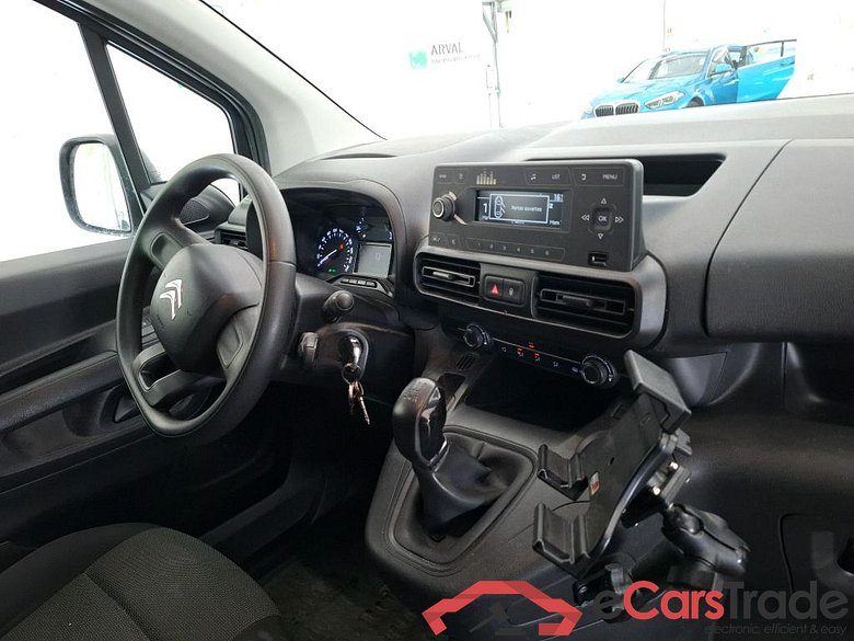 CITROEN Berlingo / 2018 / 4P / Fourgonnette M 650kg BlueHDi 75 S&S BVM Club #5