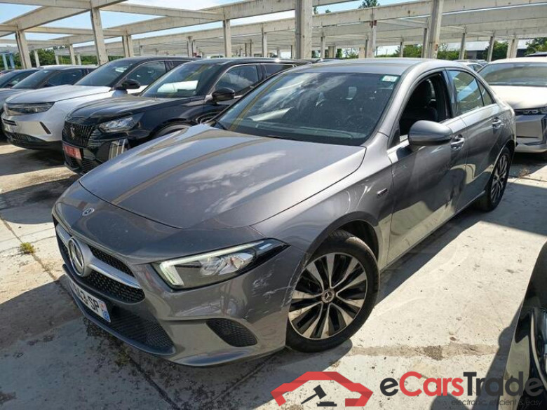 Mercedes A 250e Limo Plug-In Hybrid Aut. LED Widescreen Navi 1/2 Sport-Leather KeylessGo Camera Klima PDC ... #1