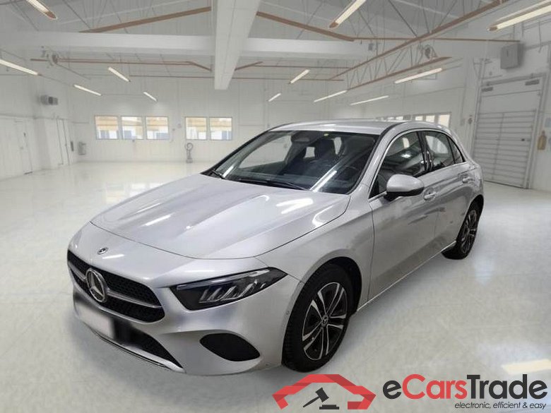 MERCEDES-BENZ CLASSE A / 2022 / 5P / BERLINA A 250 E PLUG-IN AT ADVANCED PROGRESSIVE #1