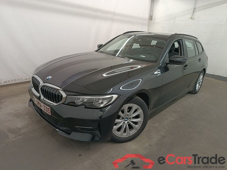BMW 3 Reeks Touring 318dA (100 kW) 5d
