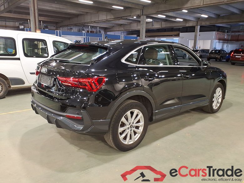 AUDI Q3 Sportback 1.4 45 TFSI E S TRONIC #4