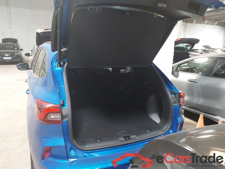FORD Kuga 2.5 PHEV 243cv WT Gancho Automatico St Line X(Pano-Roof + Winterpack) #6