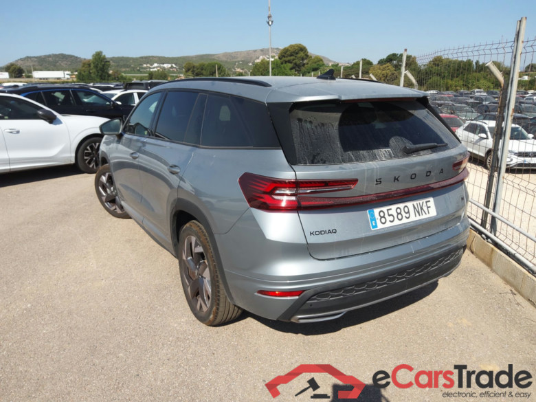 SKODA Kodiaq 1.5 TSI iV 150 kW DSG 6 vel. HÃ­brido Enchufable (5 Sportline(Winterpack) #2