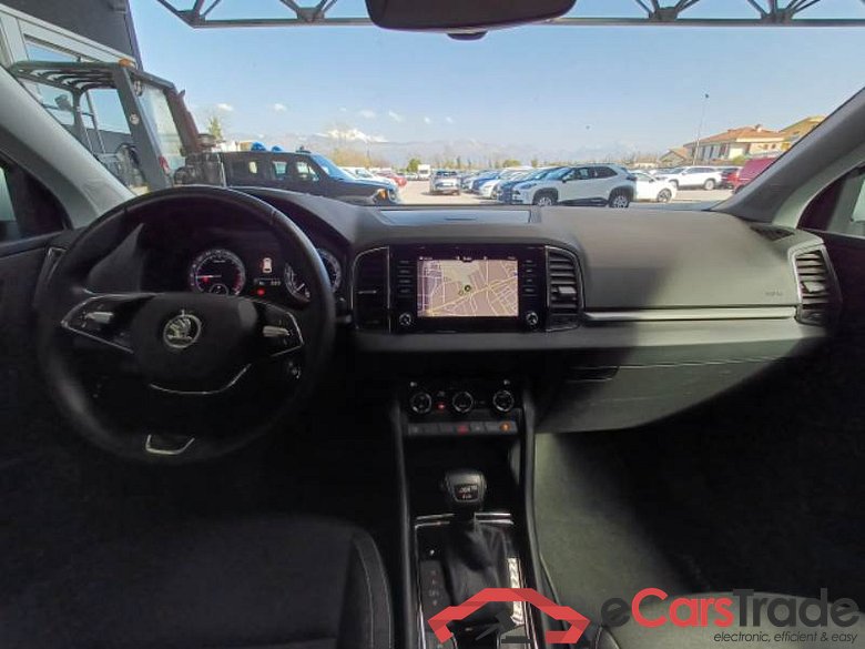 SKODA KAROQ / 2017 / 5P / SUV 2.0 TDI 110KW EVO SCR EXECUTIVE DSG 4WD #3