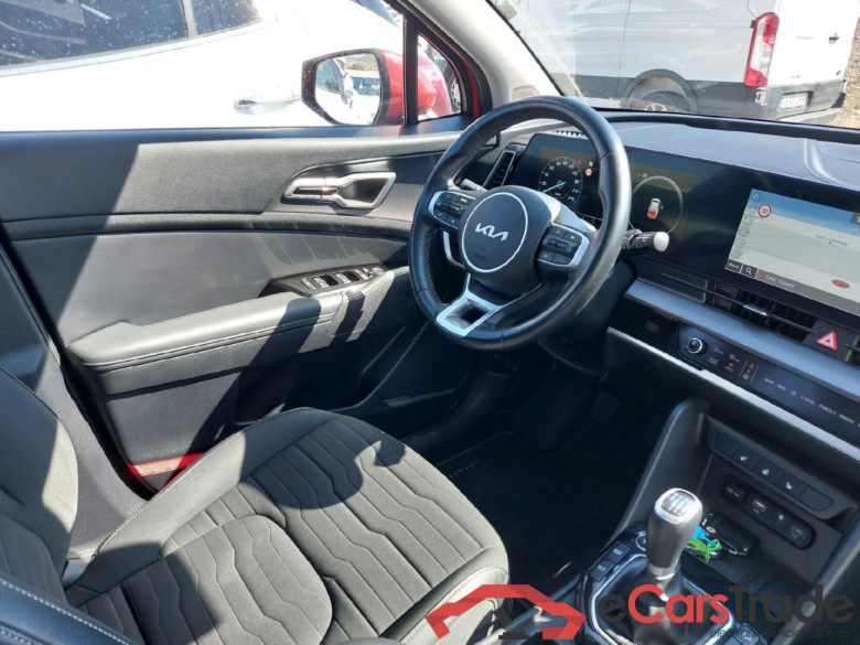 KIA Sportage / 2022 / 5P / todoterreno 1.6 T-GDi 110kW (150CV) MHEV Tech 4x2 #3