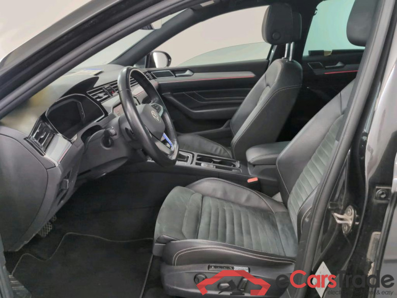 VOLKSWAGEN PASSAT VARIANT GTE - 2020 1.4 TSI PHEV GTE Business DSG #5