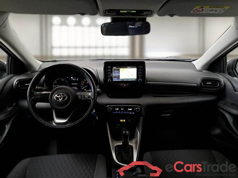 TOYOTA YARIS / 2020 / 5P / BERLINA HYBRID BUSINESS MY20 #3