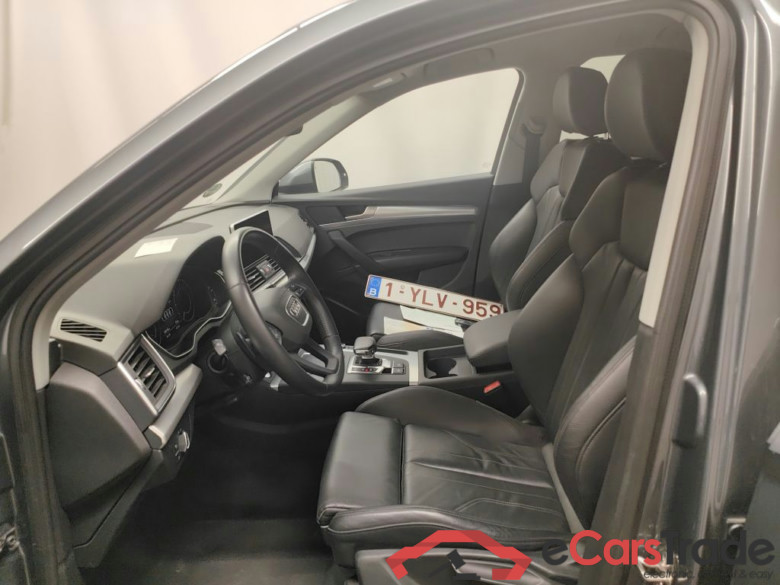 Audi Q5 Sport 55 TFSi e S tronic quattro 5d #3
