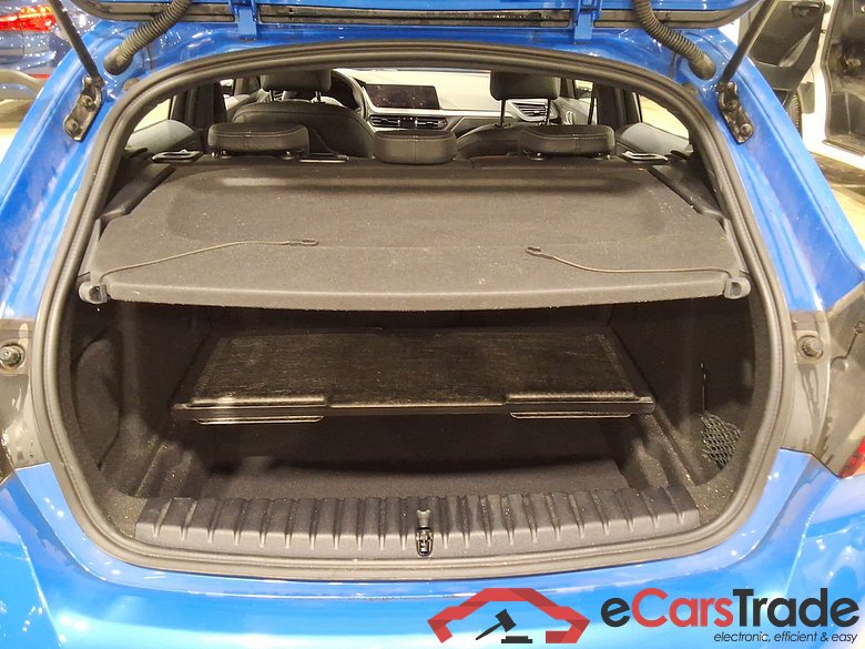 BMW 1 SERIES HATCH 2.0 118DA (110KW) #3