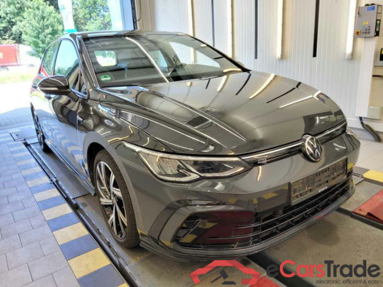 Volkswagen Golf VIII Lim. (CD1)(12.2019->2024) DE - LimS5 2.0 TSI EU6d, R-Line OPF, 2021 - 2024 #2