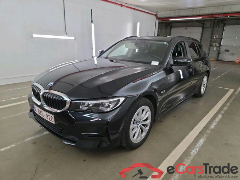 BMW 3 Reeks Touring 3 Reeks Touring 320e (150 kW) (PHEV) 150kW/204pk  5D/P Auto-8 #1