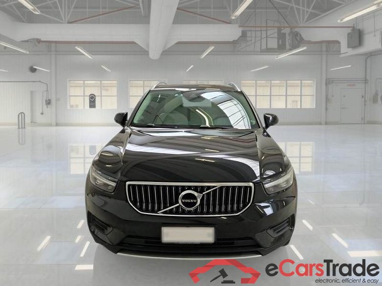 VOLVO XC40 / 2017 / 5P / SUV T4 PLUG-IN HYBRID AUTO RECHARGE INSCR. #6