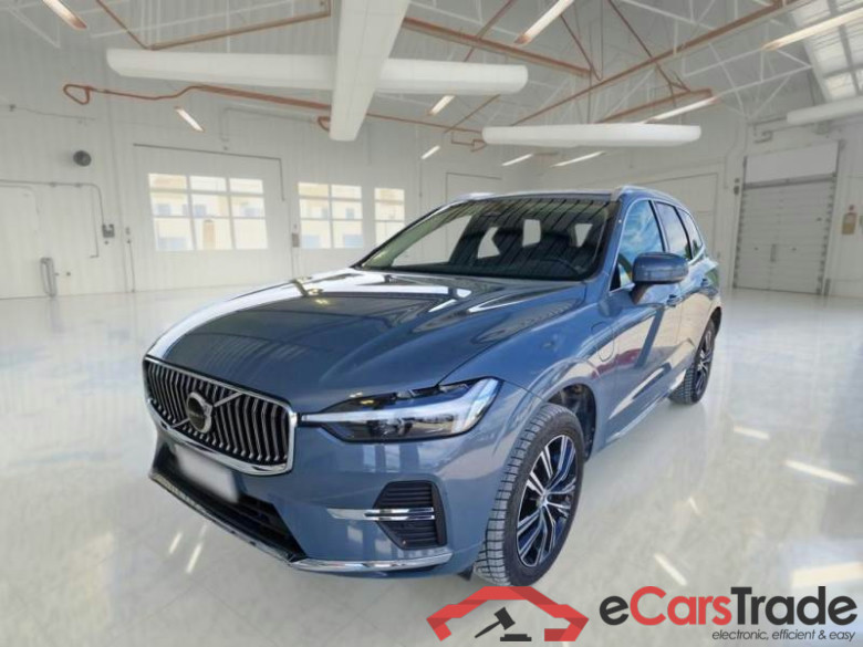 VOLVO XC60 / 2021 / 5P / SUV T6 Plug-in AWD auto Recharge Ins. Exp