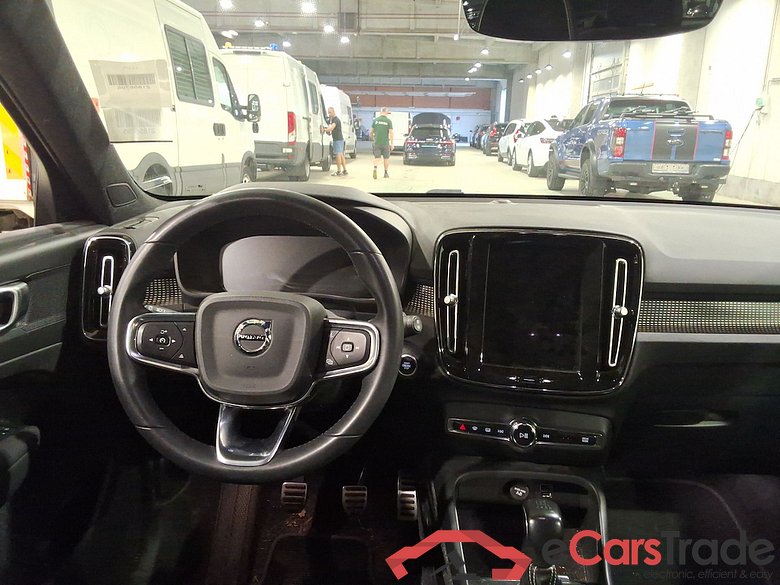 VOLVO XC40 1.5 T2 R-DESIGN #6