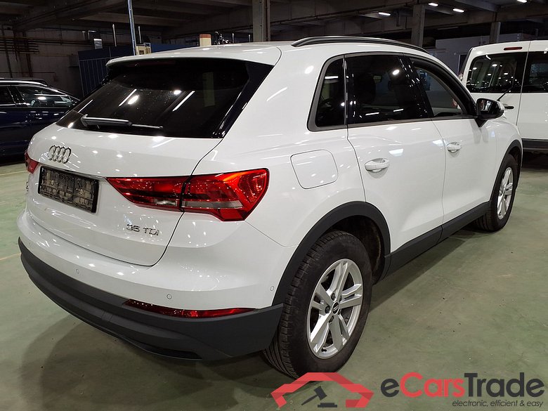 AUDI Q3 2.0 35 TDI S TRONIC BUSINESS EDITION #4