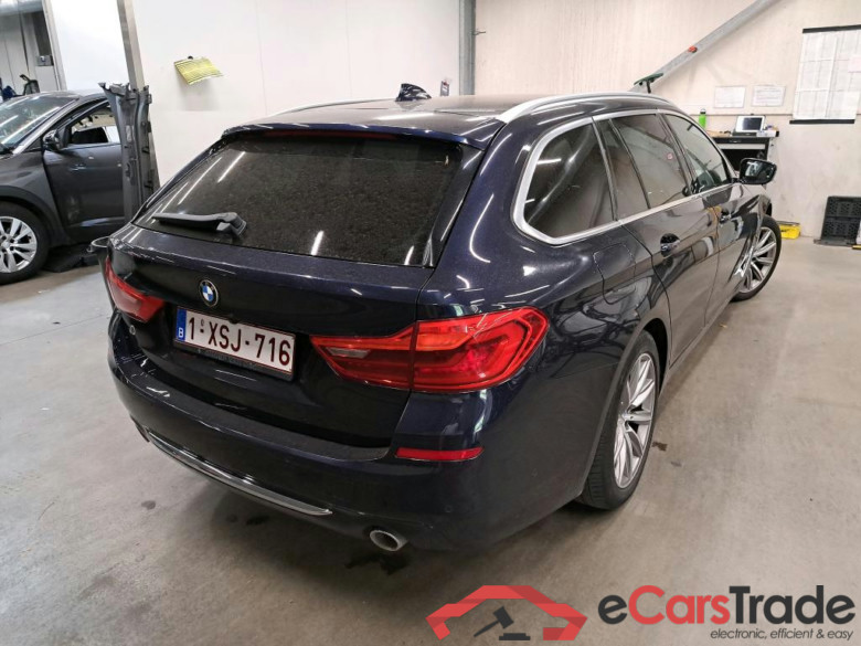 BMW - BMW 5 TOURING 520iA 184PK Luxury Line & Pack Business With Heated Front Comfort Mem Seats & Heated Rear Seats & Innovation & Comfort Plus Pack & Professional Rear Entertainment & Trailer Hook  *PETROL * #2